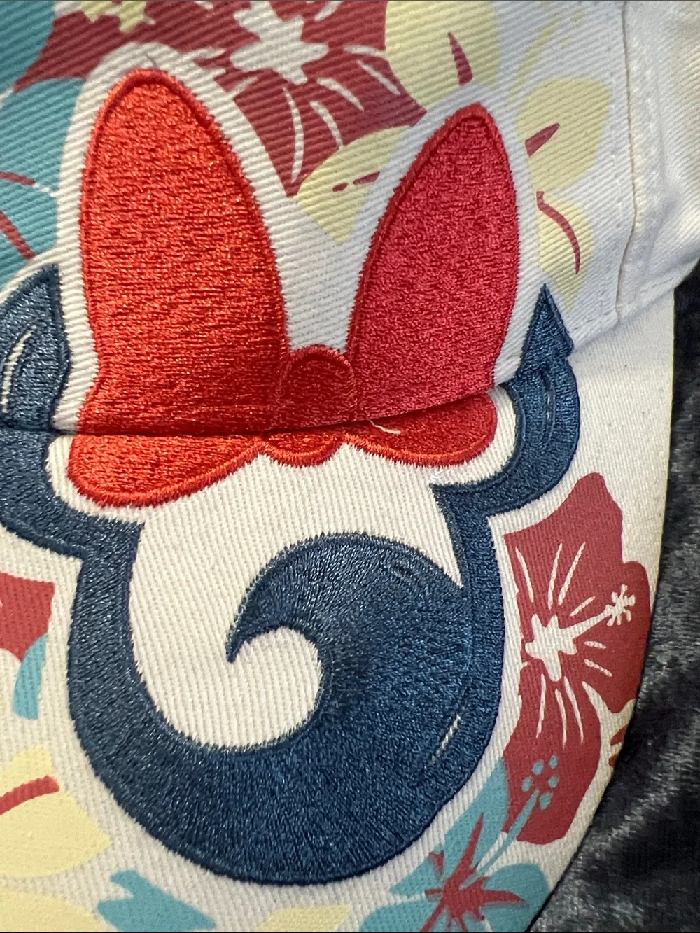 Disney Floral Visor w Mini mauve Bow embroidered Accent visor